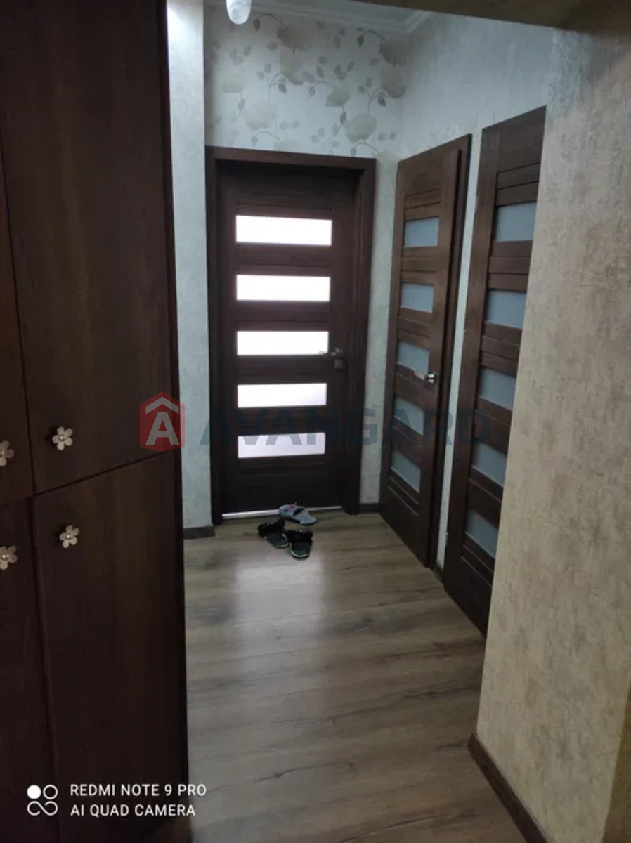 3 кім. квартира, 96/-/10 кв. м., 1/10 поверх фото 3 3 кім. квартира, 96/-/10 кв. м., 1/10 поверх фото 3