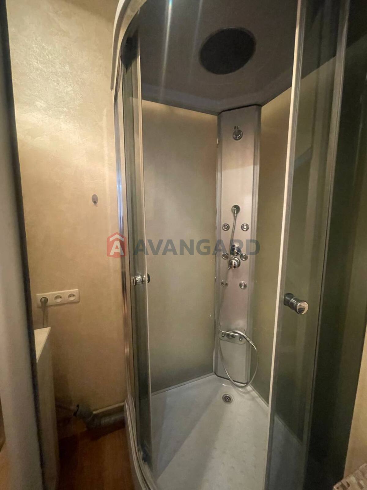 1 ����. ��������, 31/20/6 ��. �., 2/2 ���� ���� 3