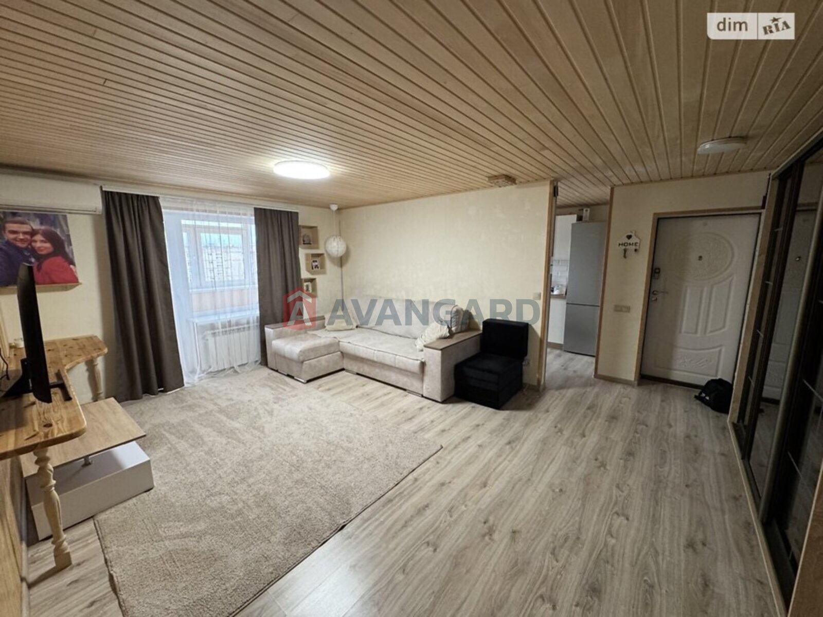 3 ��. ��������, 64/42/8 ��. �., 9/9 ������ ���� 5