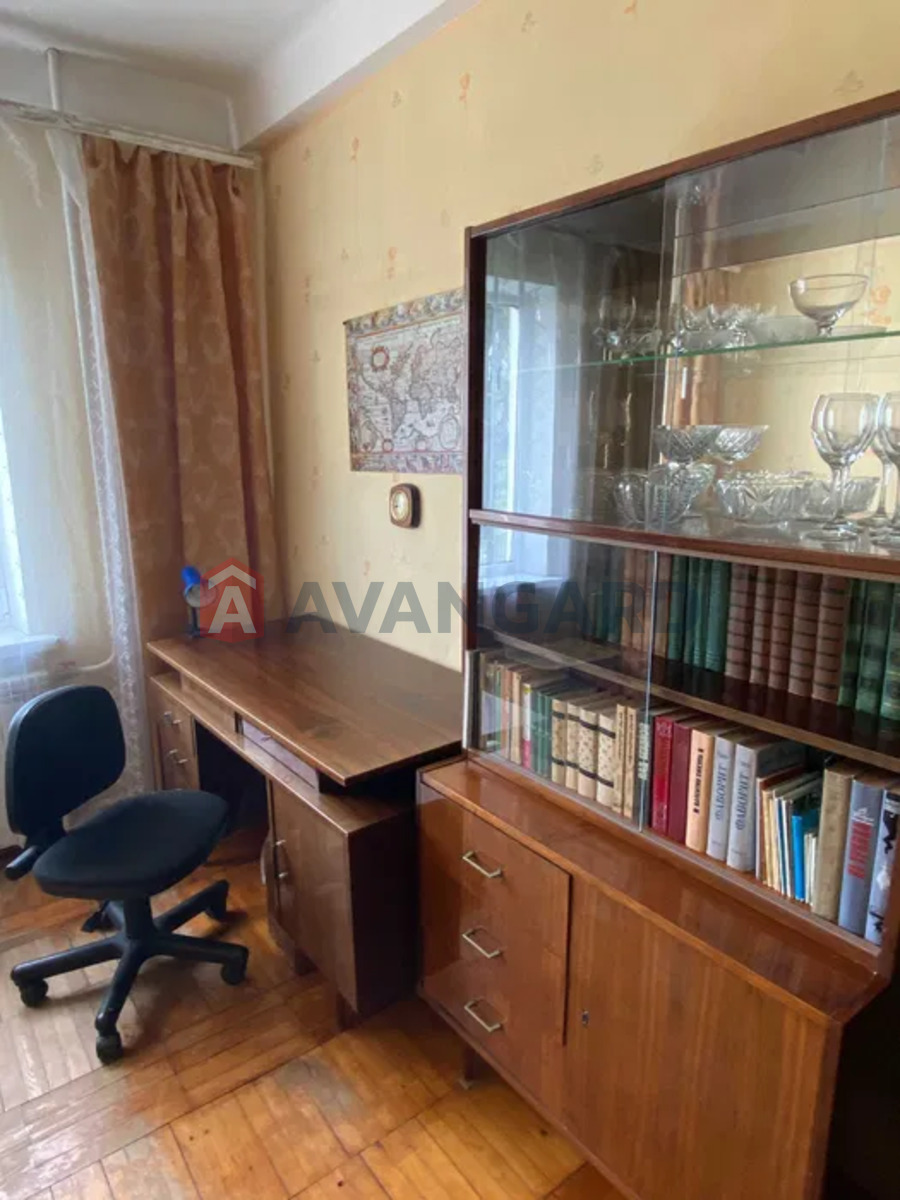 2 ��. ��������, 51/-/7 ��. �., 5/9 ������ ���� 3