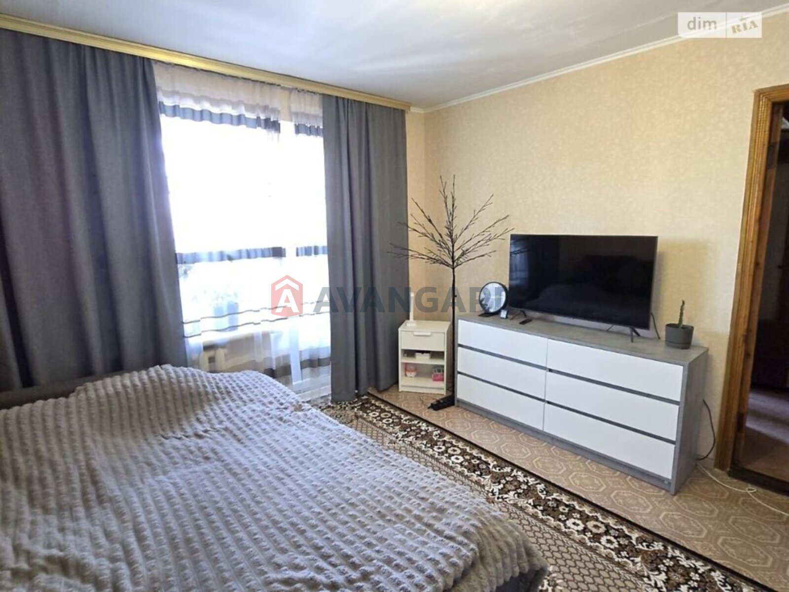 1 ��. ��������, 29/-/- ��. �., 5/10 ������ ���� 1