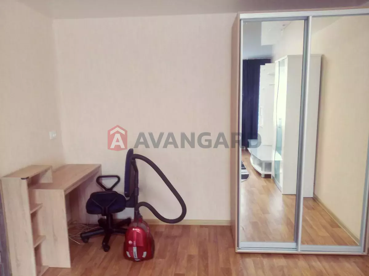 1 . , 33/-/7 . ., 4/5   11