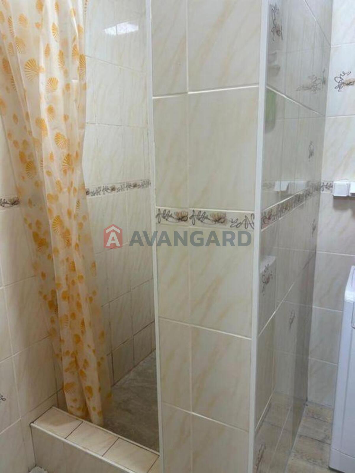 1 ��. ��������, 38/-/11 ��. �., 12/25 ������ ���� 7