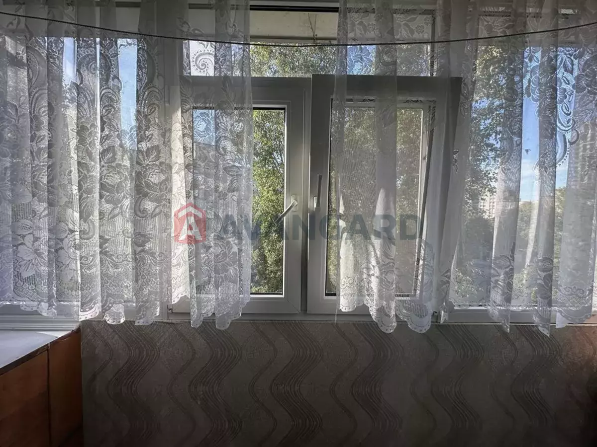 1 ��. ��������, 40/-/9 ��. �., 7/9 ������ ���� 7