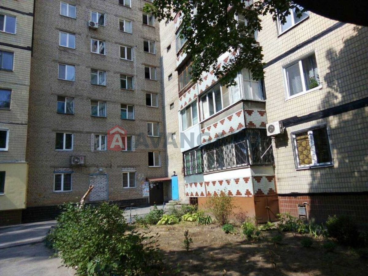 1 . , 38/-/9 . ., 3/9   10