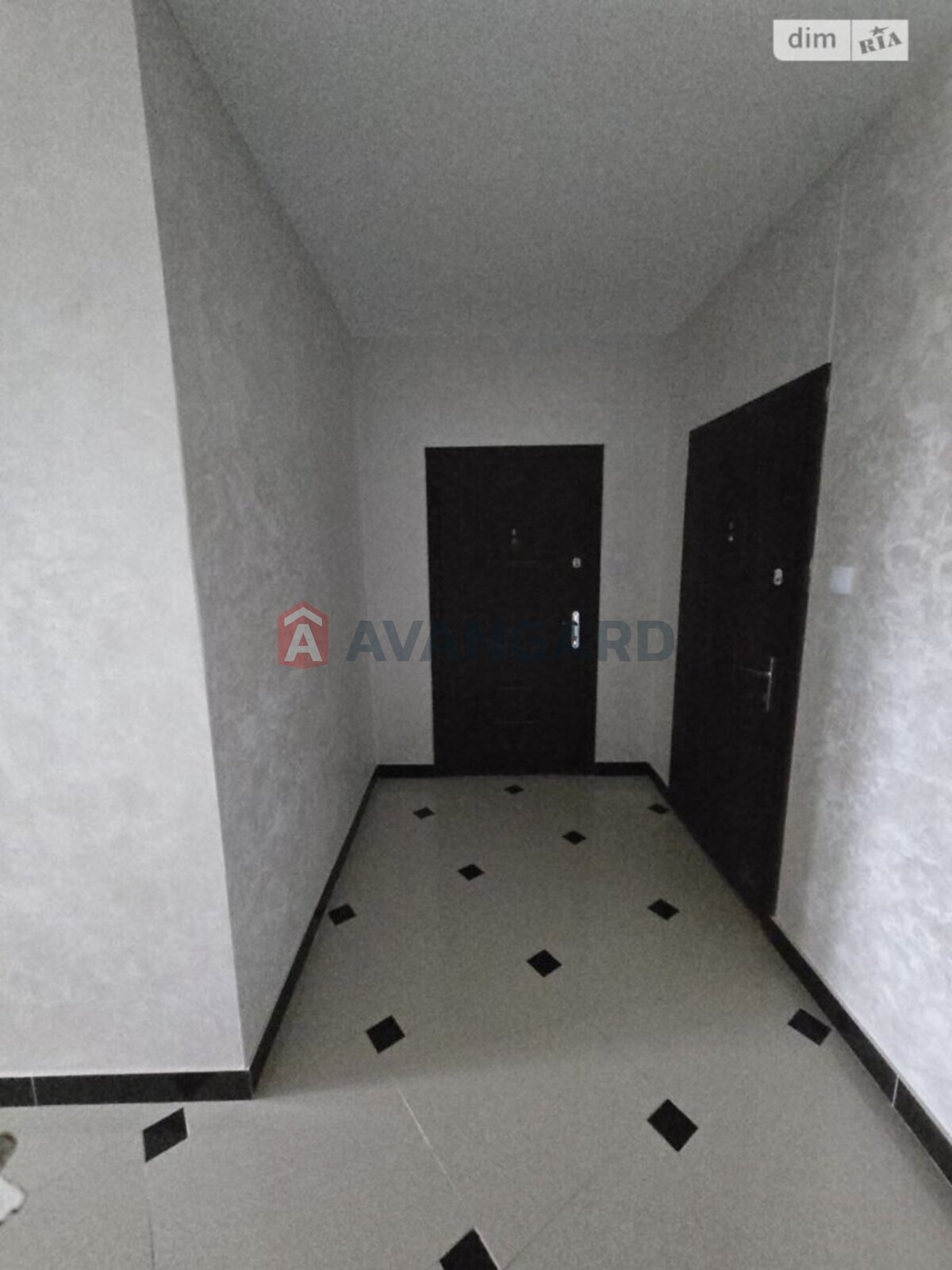 2 . , 86/52/18 . ., 2/11   3