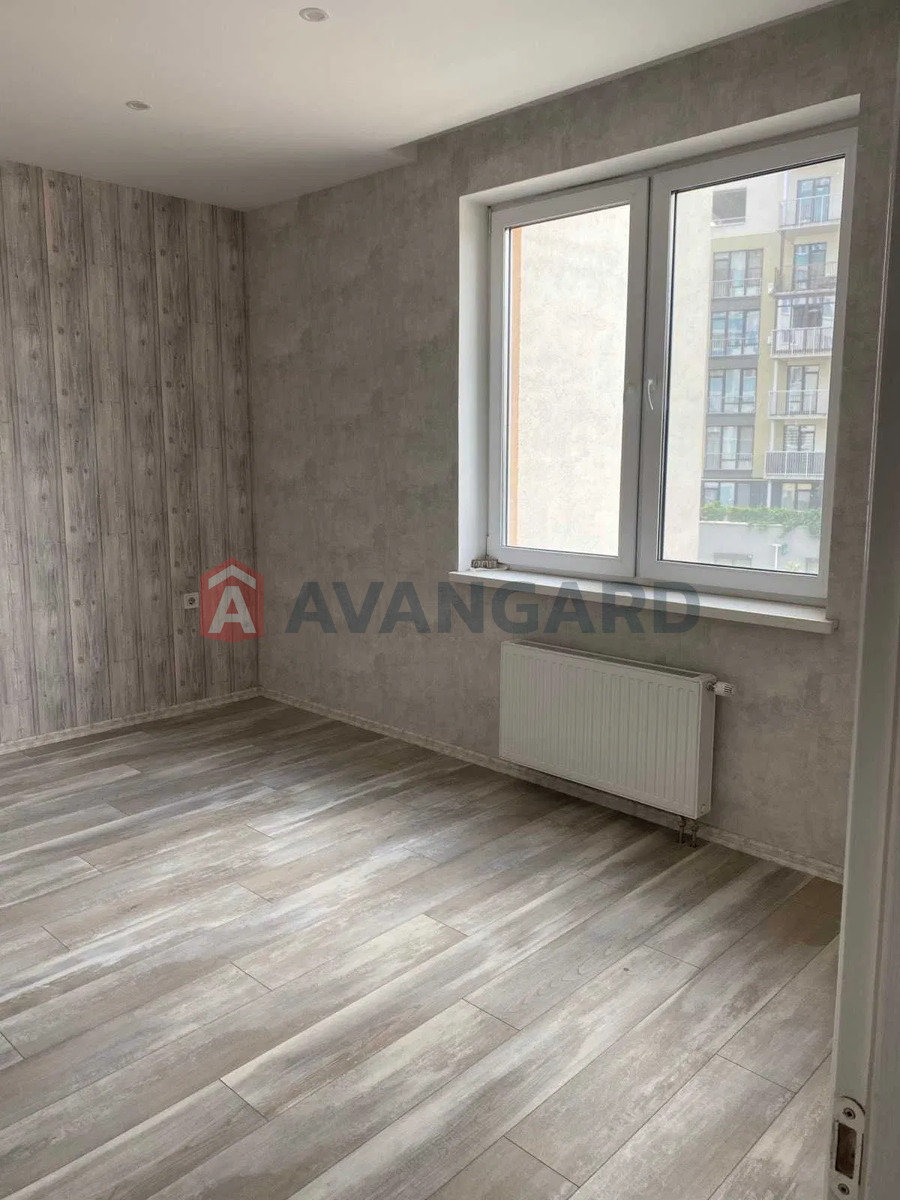 2 ��. ��������, 61/-/15 ��. �., 3/10 ������ ���� 9