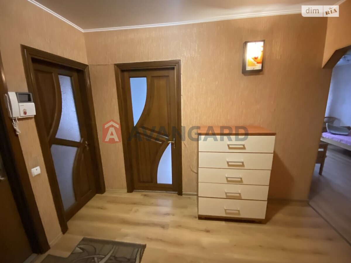 3 . , 66/42/9 . ., 6/9   24