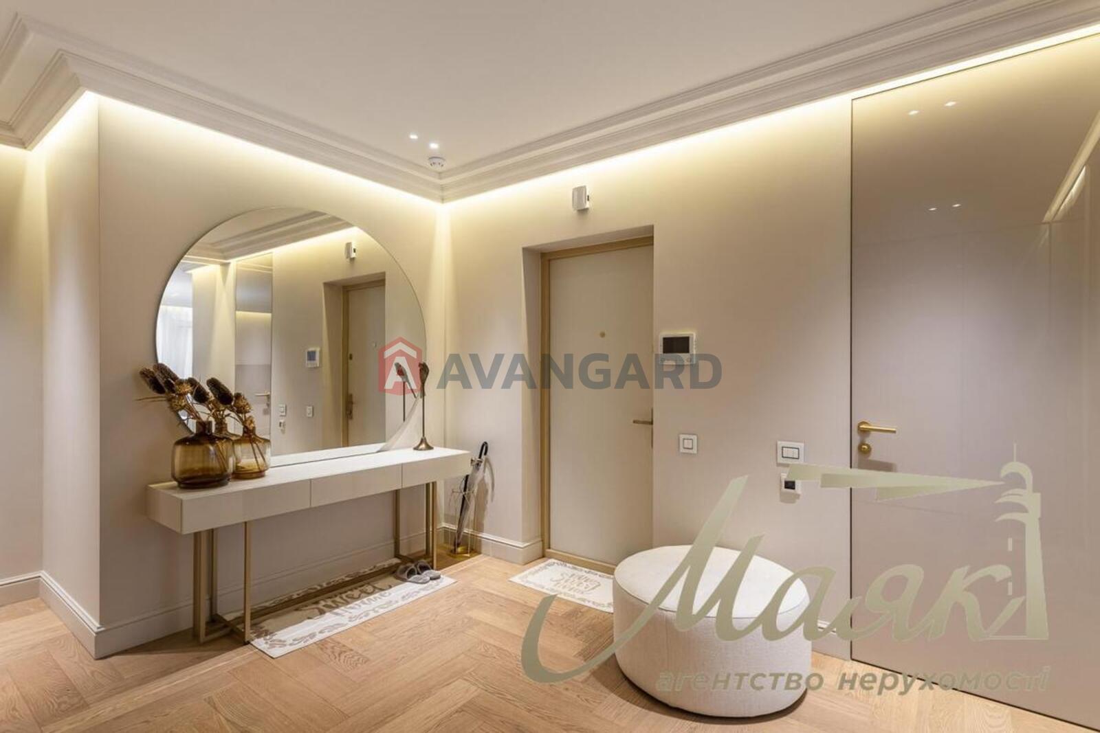 3 ��. ��������, 122/60/40 ��. �., 12/24 ������ ���� 2