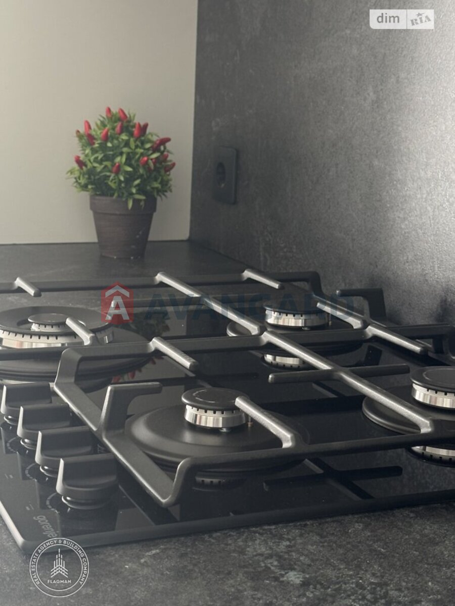 1 ��. ��������, 50/-/14 ��. �., 2/3 ������ ���� 25