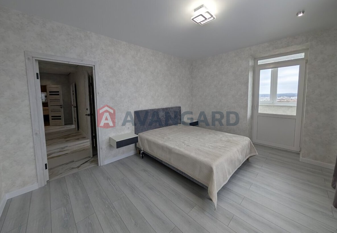 2 ��. ��������, 72/35/14 ��. �., 7/8 ������ ���� 10