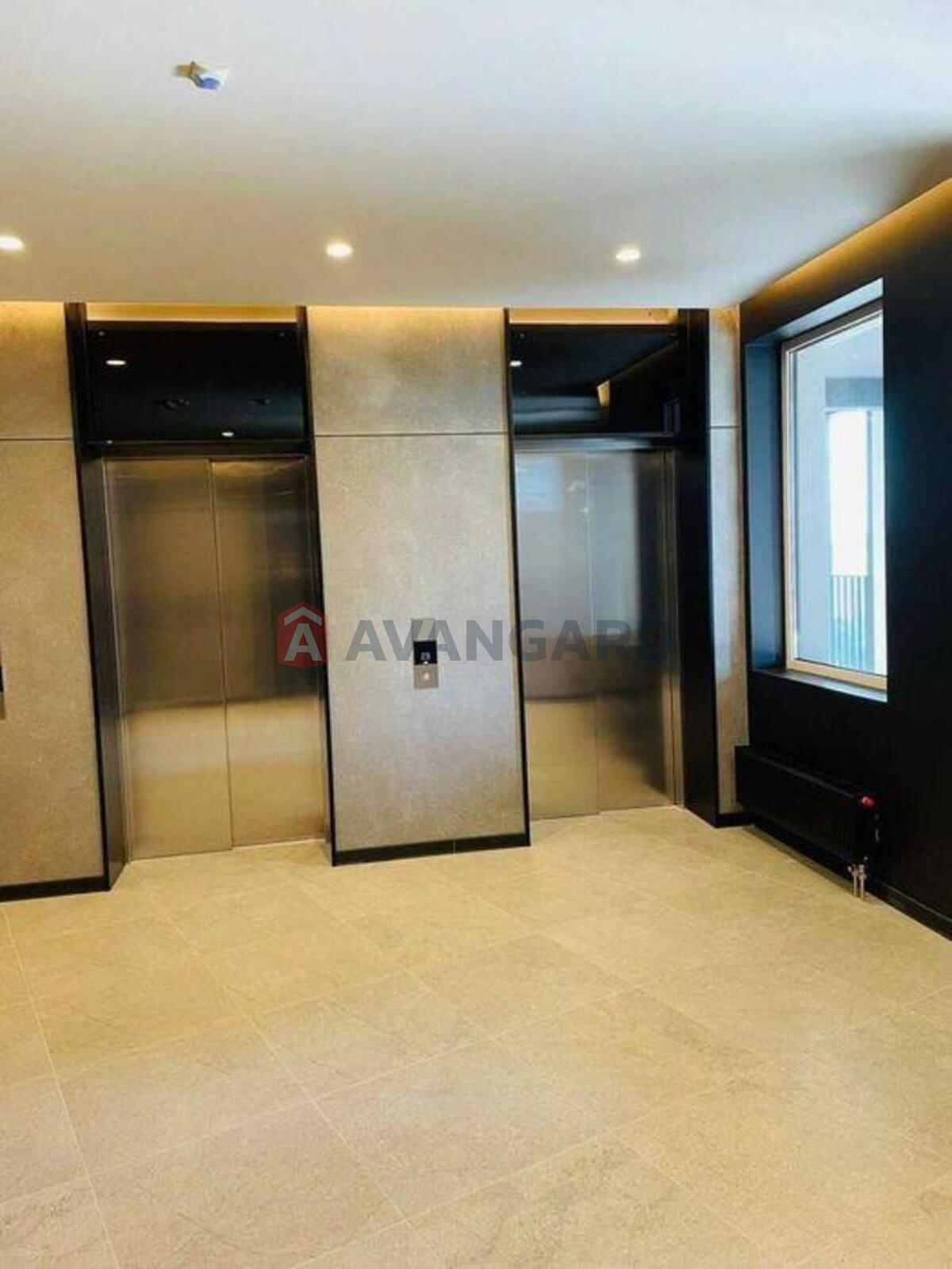 1 ��. ��������, 61/-/19 ��. �., 11/24 ������ ���� 10