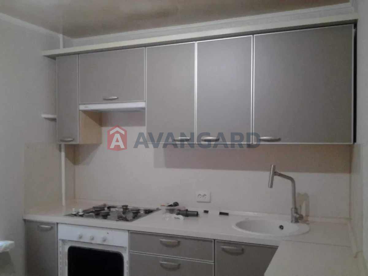 3 ��. ��������, 71/-/9 ��. �., 1/9 ������ ���� 1