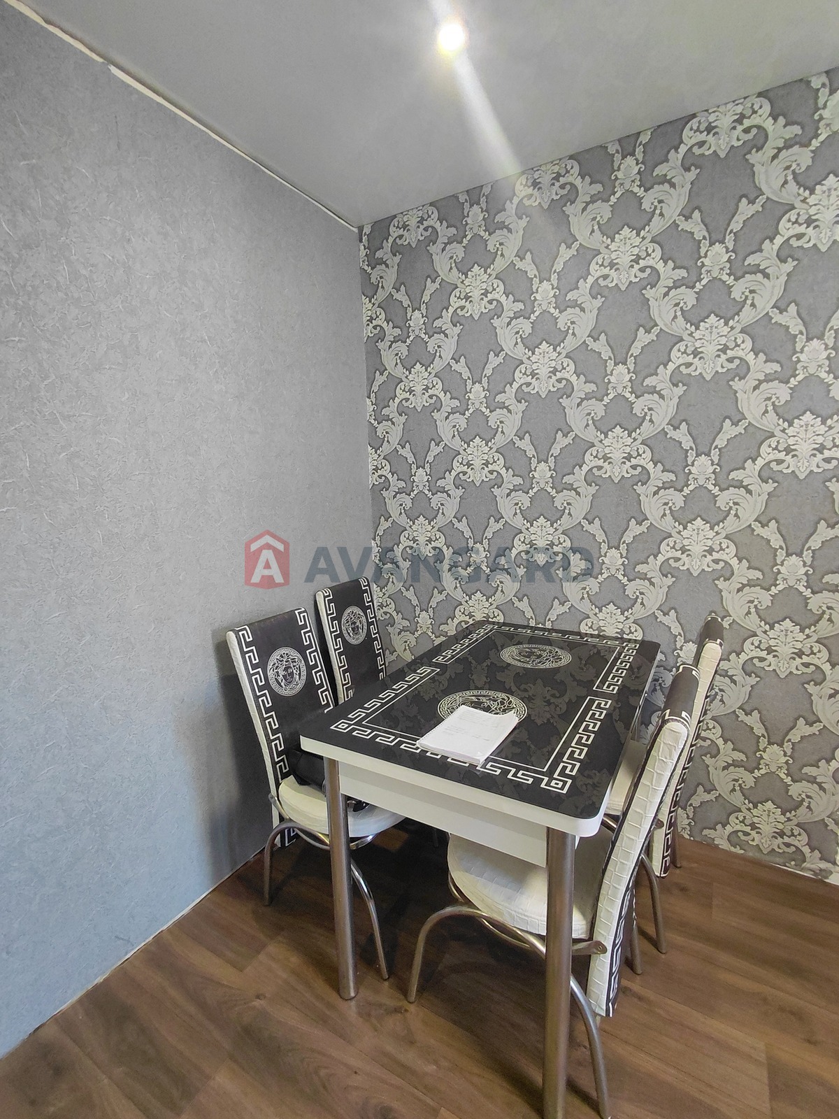 2 ��. ��������, 44/-/5 ��. �., 6/6 ������ ���� 5