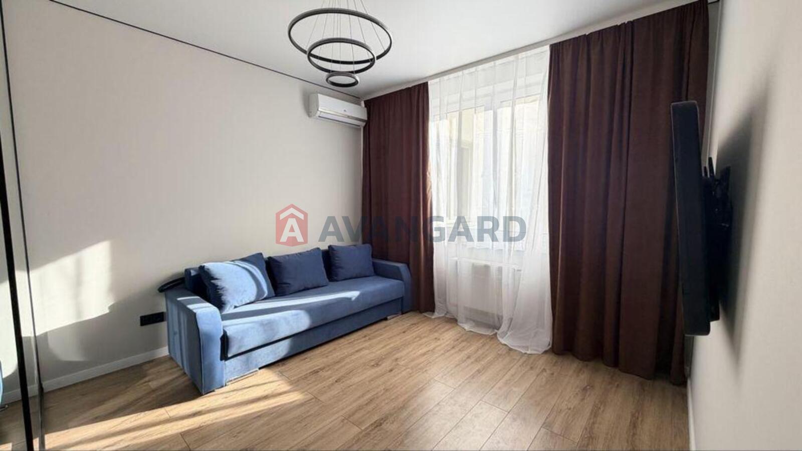 1 ��. ��������, 37/-/12 ��. �., 9/16 ������ ���� 8