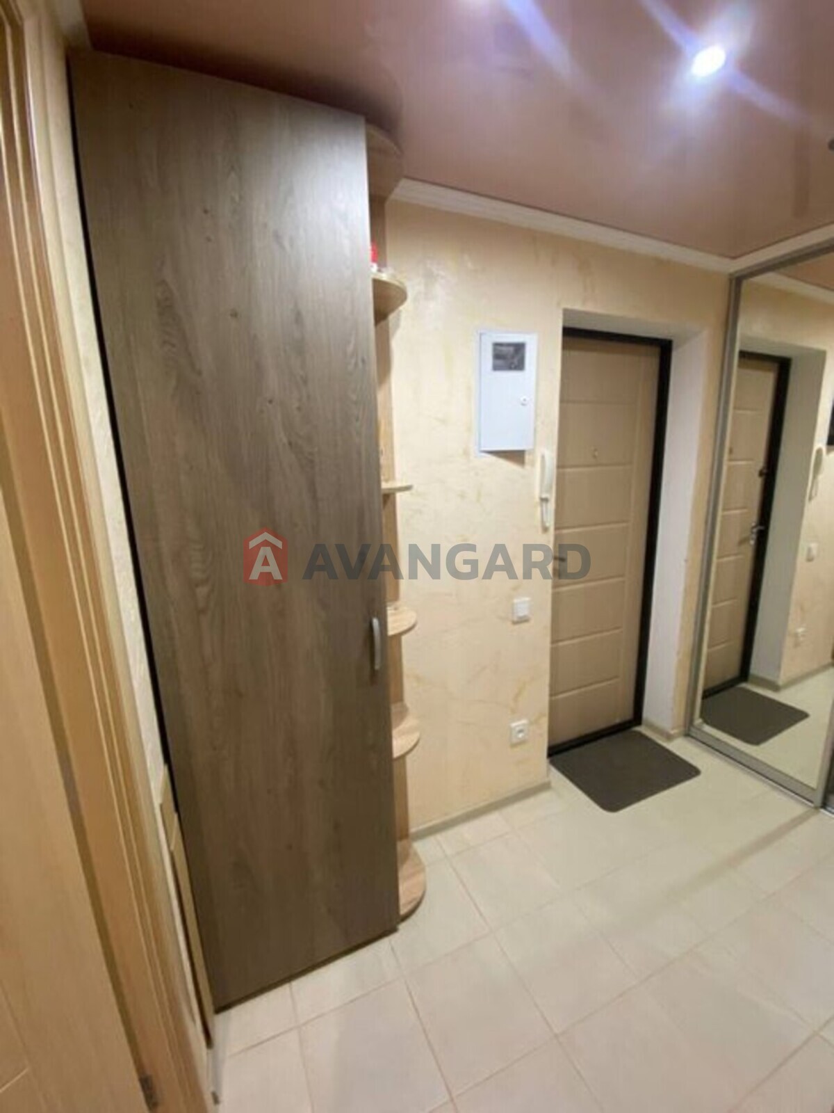 1 ��. ��������, 29/-/6 ��. �., 3/5 ������ ���� 6