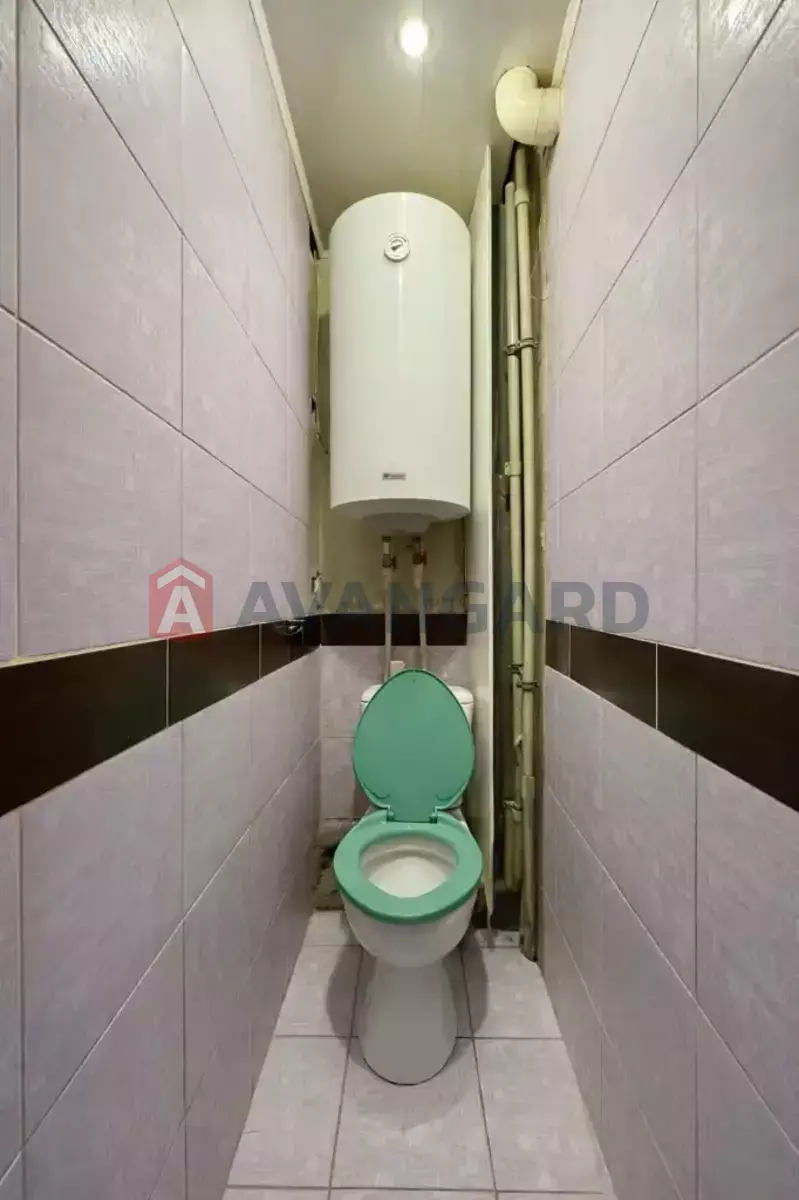 3 ��. ��������, 57/-/9 ��. �., 8/9 ������ ���� 4