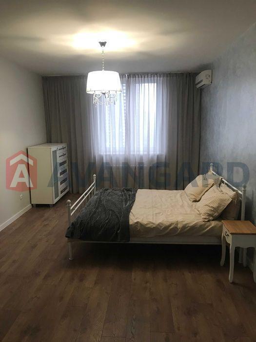 4 ��. ��������, 142/-/20 ��. �., 13/24 ������ ���� 7