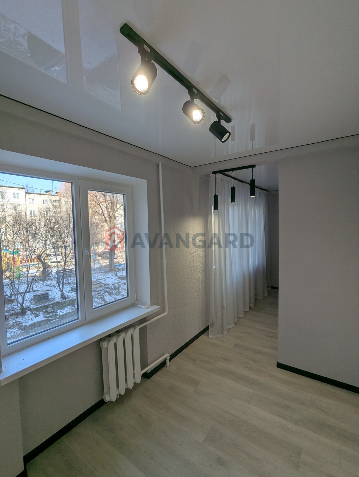 2 . , 42/-/6 . ., 2/5   6