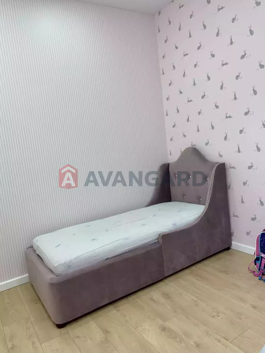 3 ����. ��������, 75/-/15 ��. �., 4/24 ���� ���� 15