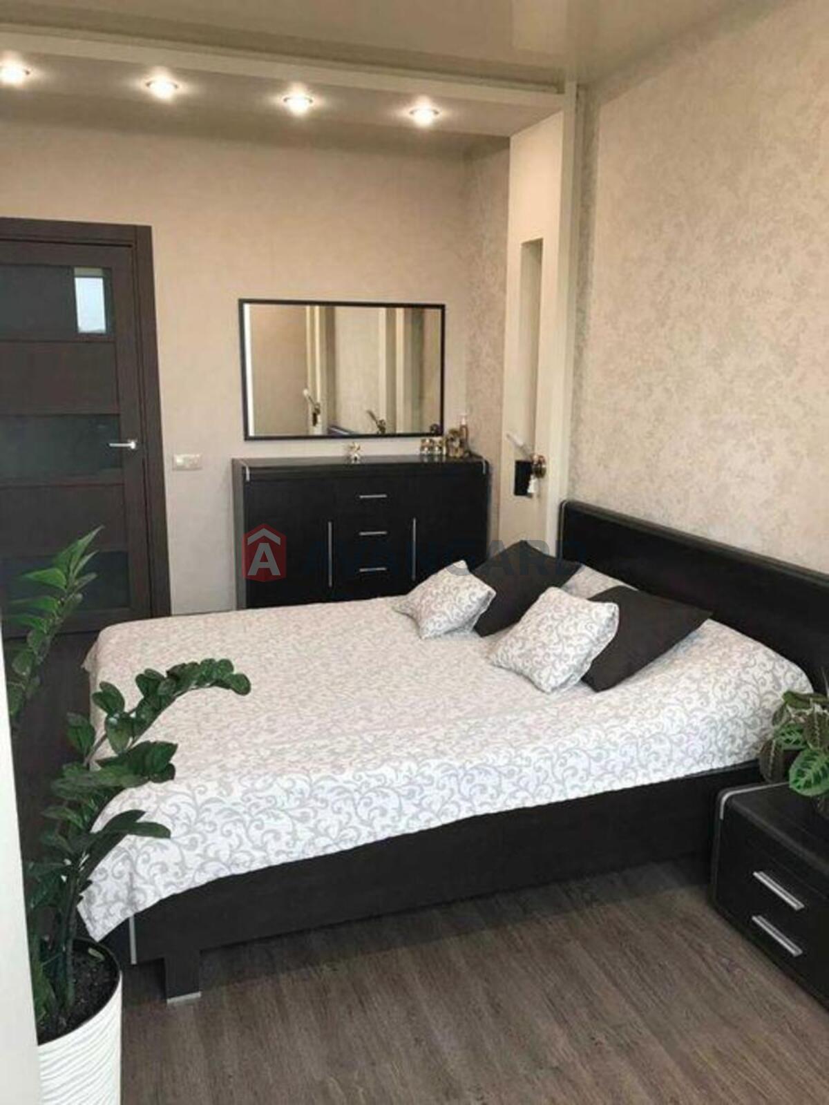 2 ����. ��������, 55/-/9 ��. �., 8/9 ���� ���� 7