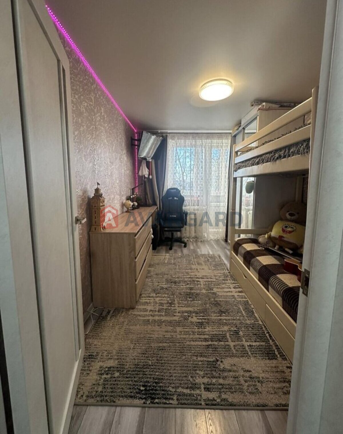 2 ��. ��������, 45/-/5.4 ��. �., 2/5 ������ ���� 17