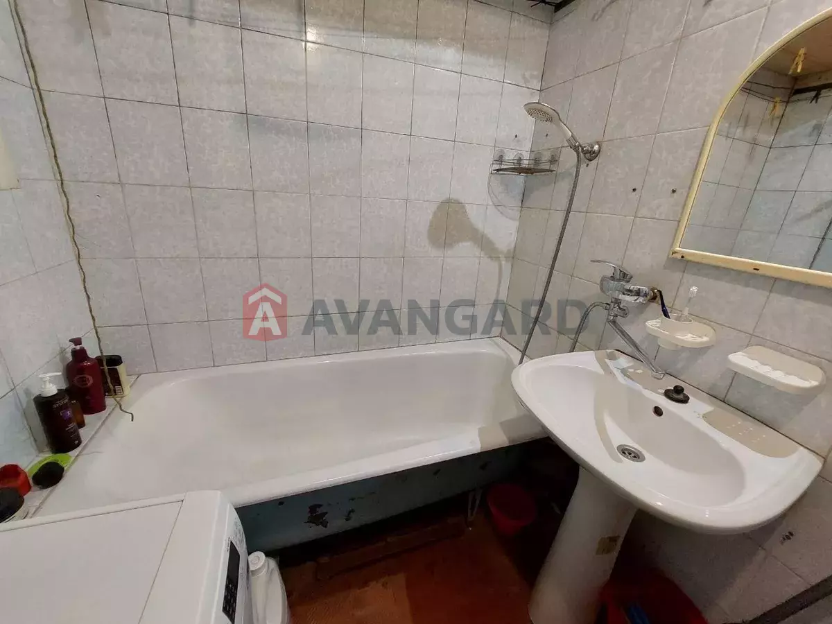 2 ��. ��������, 56/33/8 ��. �., 6/9 ������ ���� 6