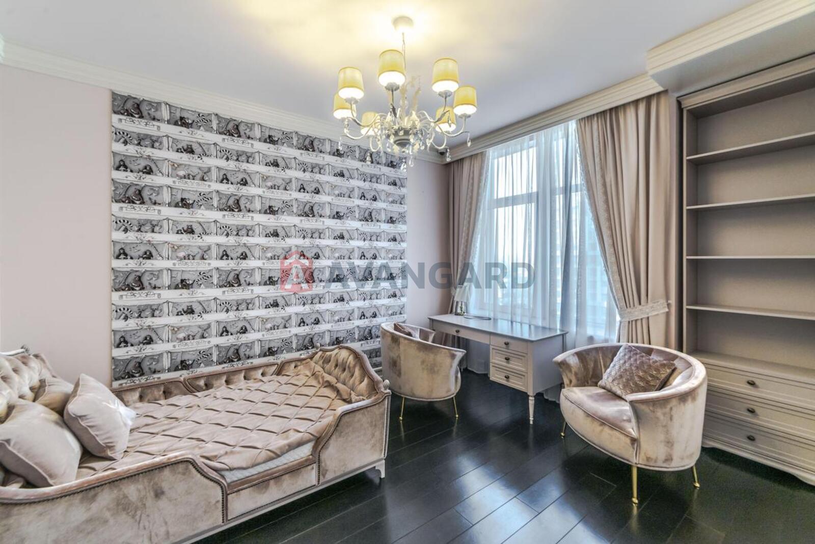 6 ��. ��������, 660/179/32 ��. �., 8/9 ������ ���� 22