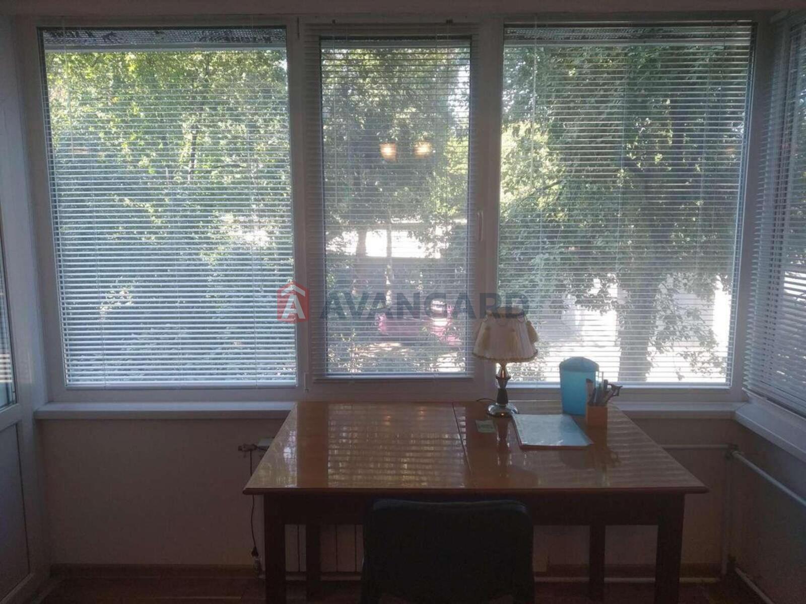 2 ��. ��������, 45/29/6 ��. �., 1/9 ������ ���� 1