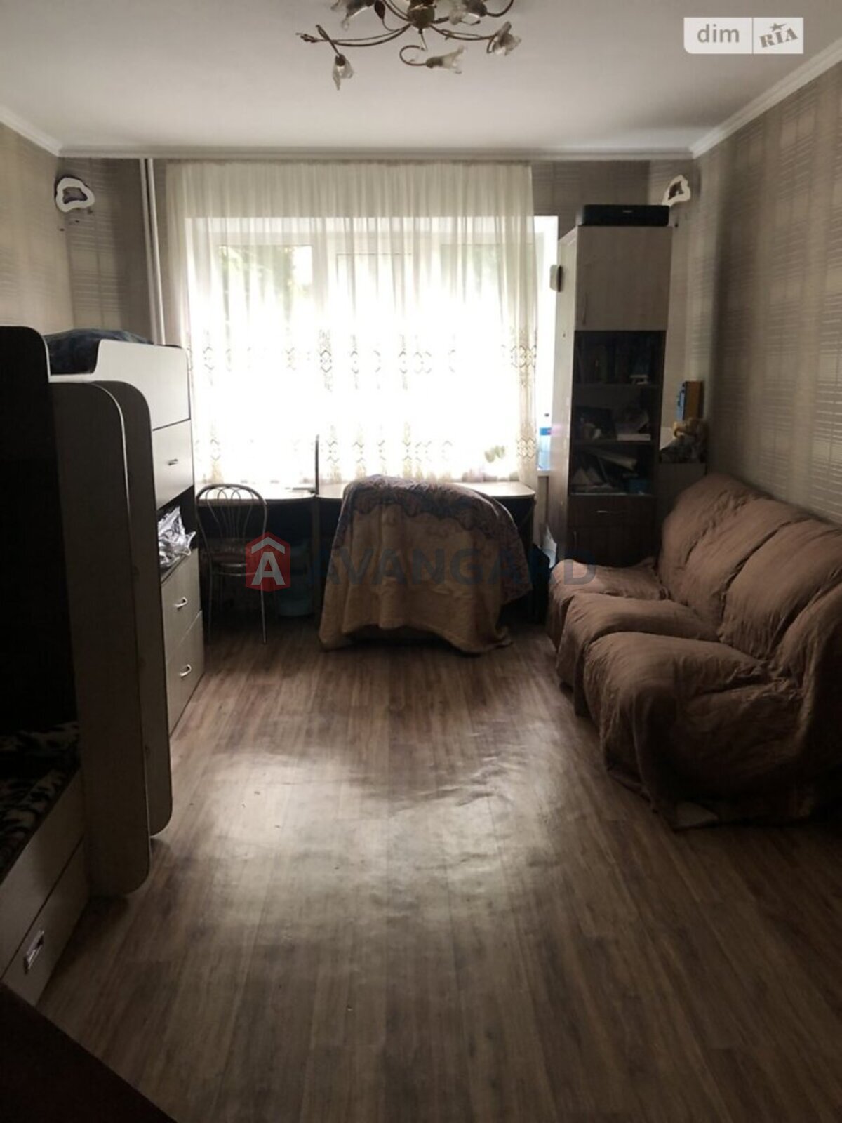 3 . , 63/-/- . ., 2/9   9