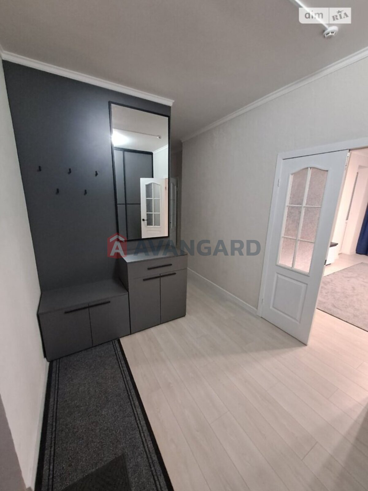 1 ��. ��������, 62/-/- ��. �., 13/16 ������ ���� 7