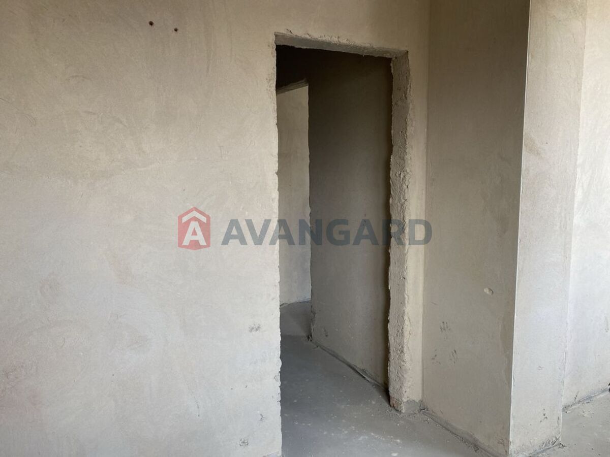 3 . , 84/-/7 . ., 5/5   4