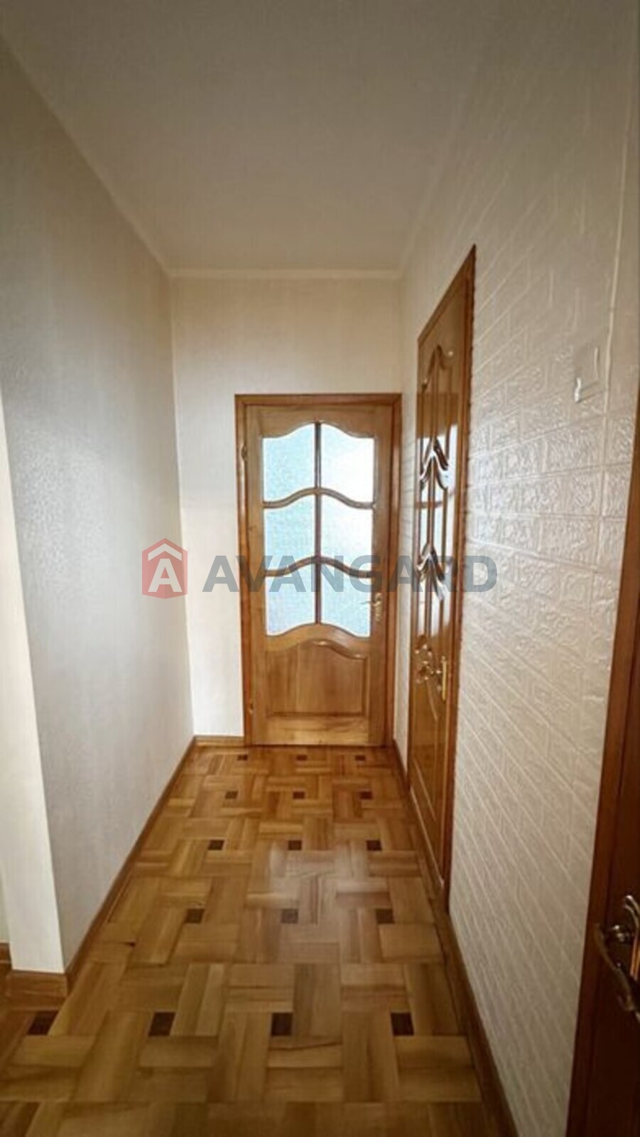 3 ��. ��������, 67/-/12 ��. �., 8/10 ������ ���� 10