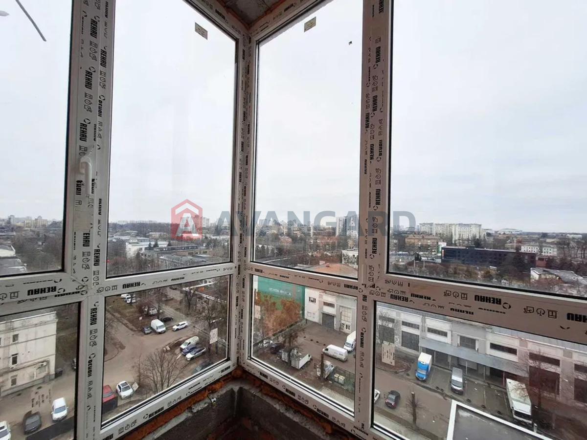 1 ��. ��������, 37/-/5 ��. �., 11/17 ������ ���� 12