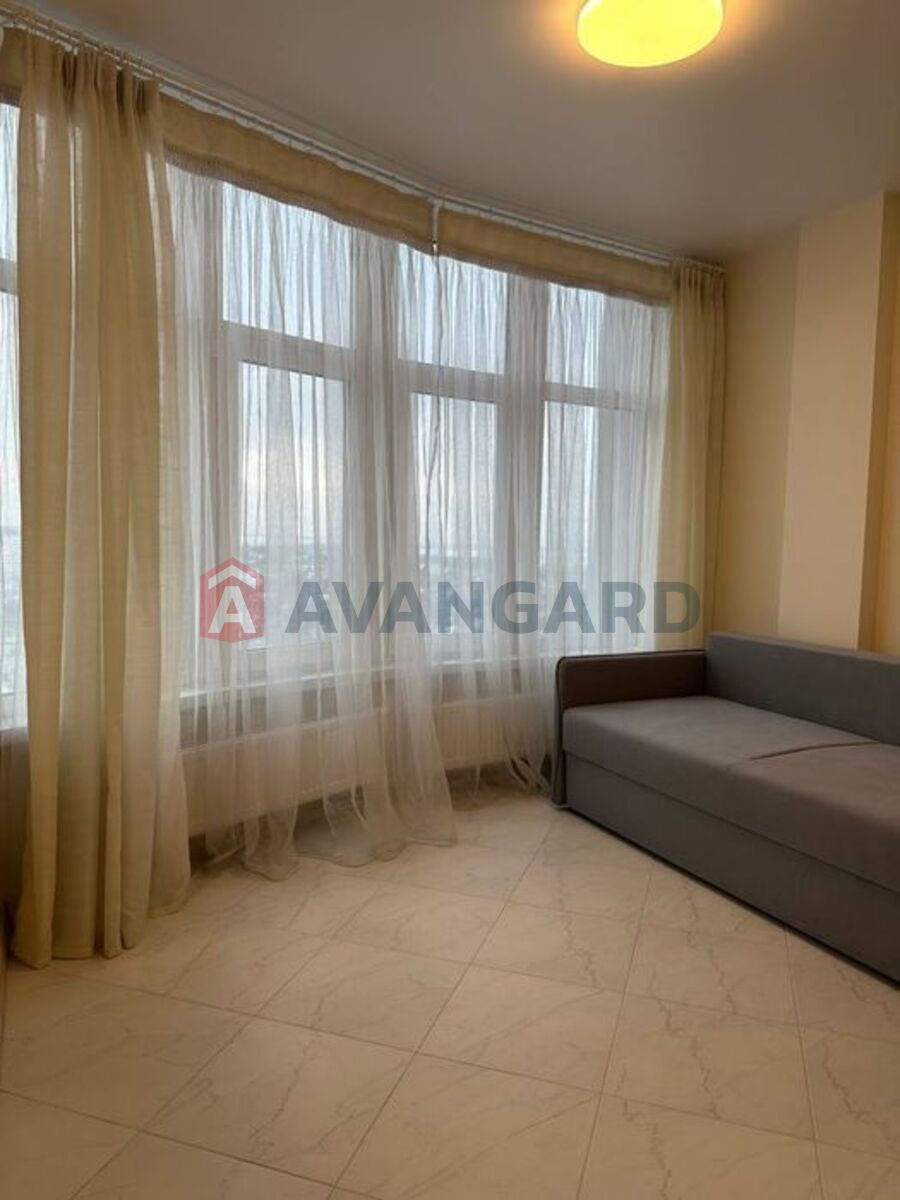 1 ��. ��������, 46/-/16 ��. �., 13/17 ������ ���� 10