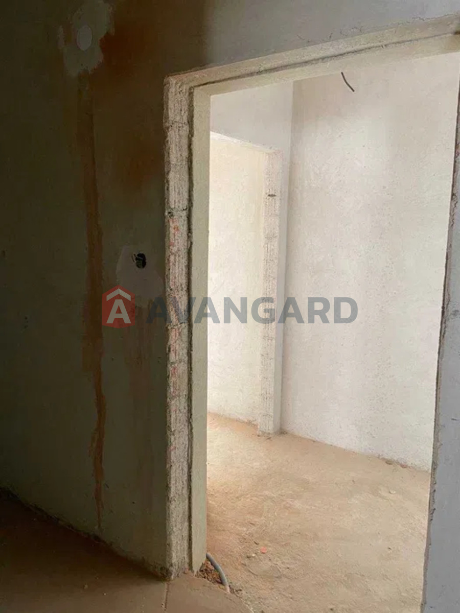 2 ��. ��������, 68/-/18 ��. �., 2/8 ������ ���� 8