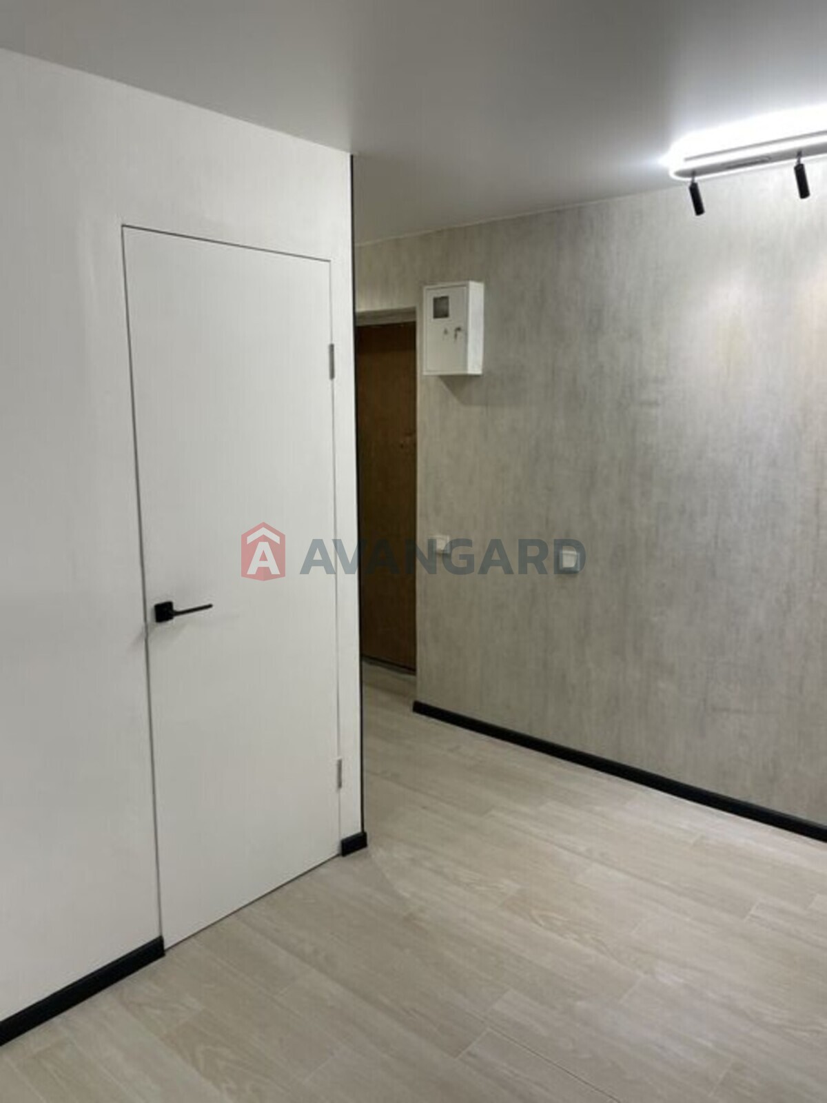 2 . , 42/-/12 . ., 4/4   14