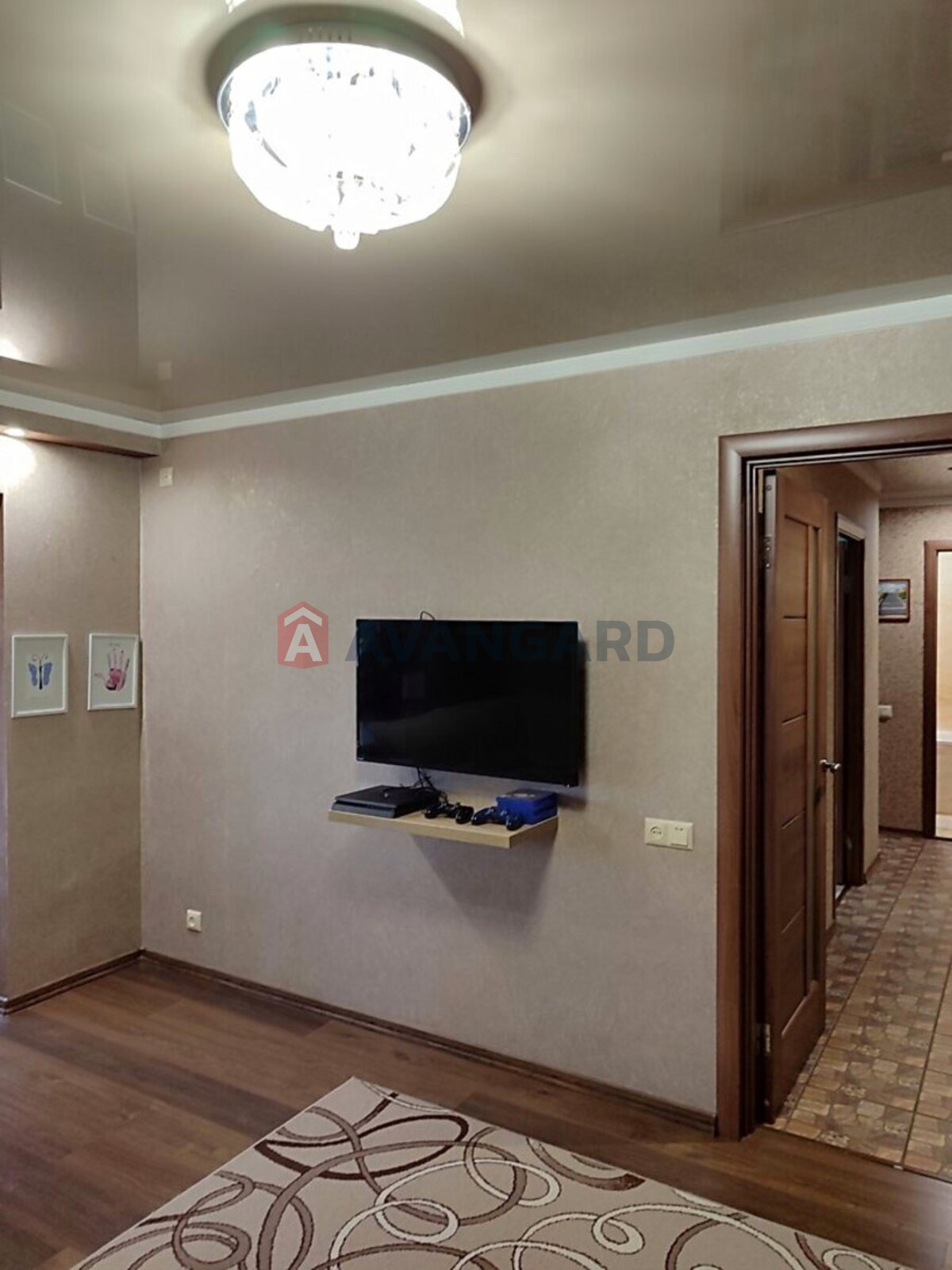 2 ��. ��������, 50/28/8 ��. �., 6/9 ������ ���� 10