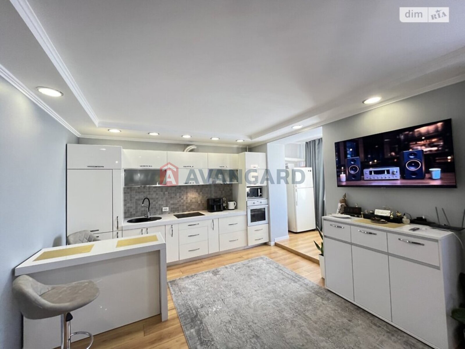 3 ��. ��������, 107/27/36 ��. �., 9/11 ������ ���� 8