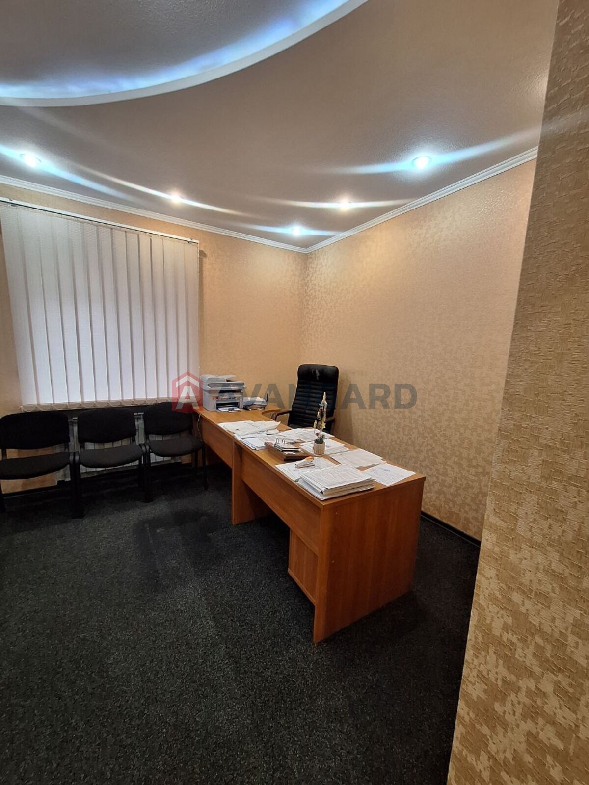 3 ����. ��������, 58,1/39,6/6,7 ��. �., 1/4 ���� ���� 12