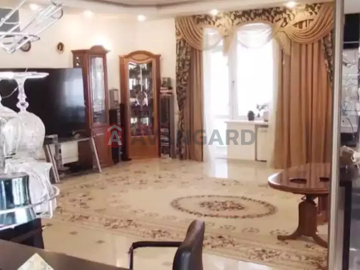 4 ��. ��������, 195/-/- ��. �., 15/15 ������ ���� 4