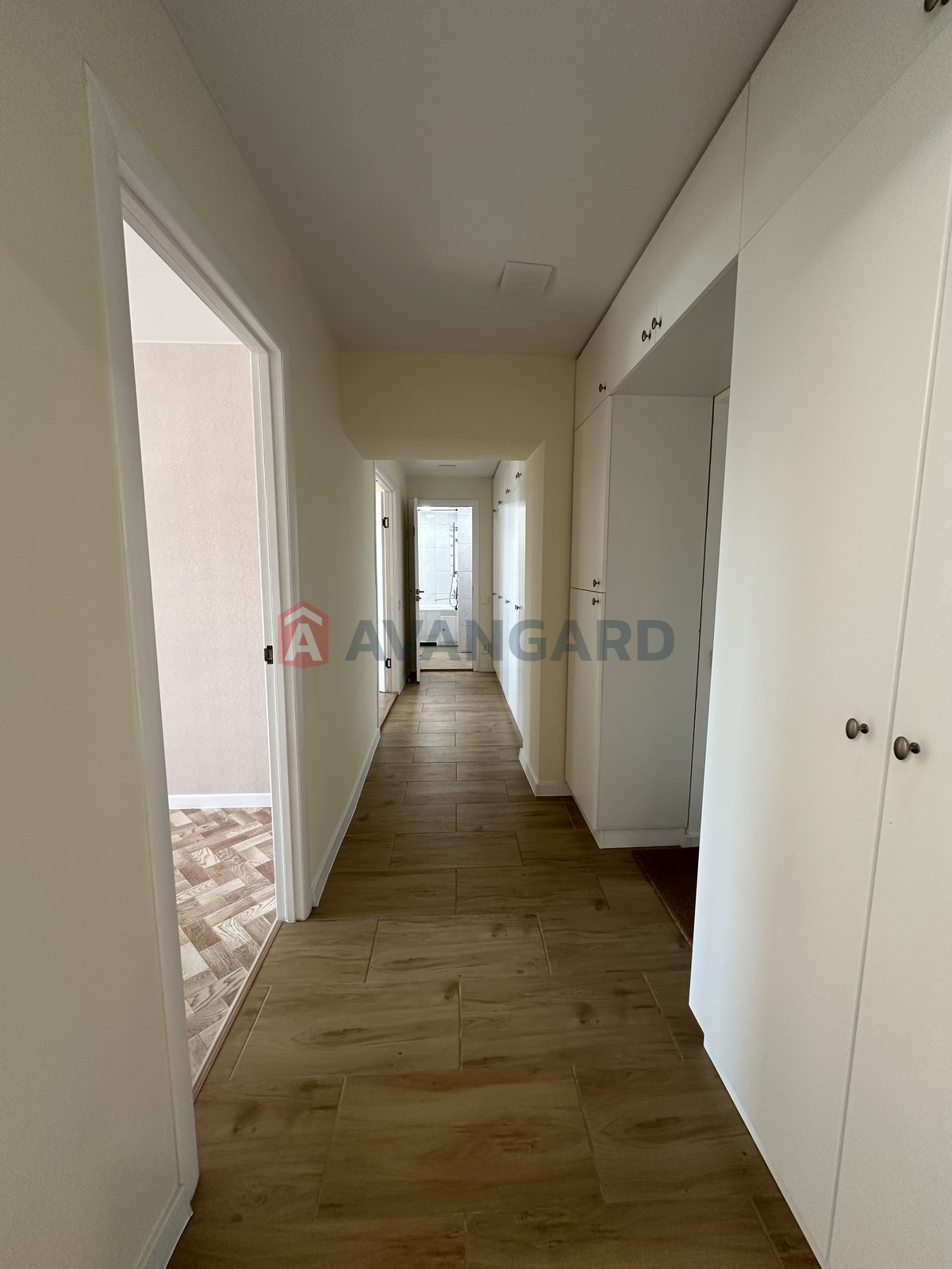 4 ��. ��������, 79/-/7 ��. �., 7/9 ������ ���� 4