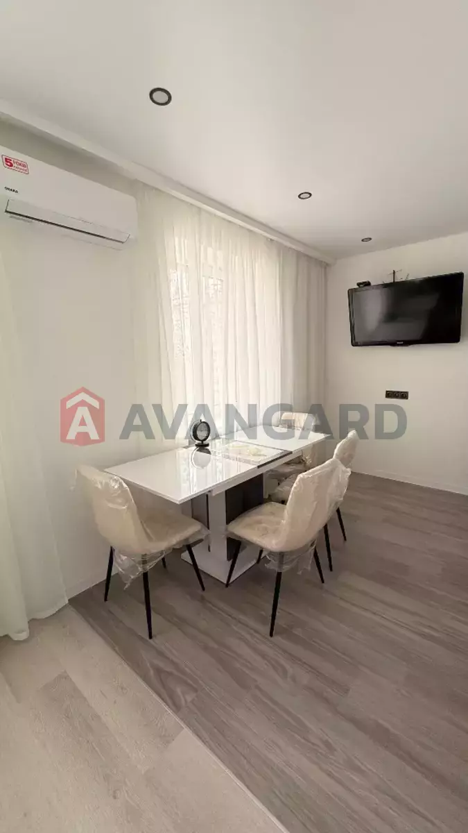 1 ��. ��������, 27/23/- ��. �., 5/9 ������ ���� 8