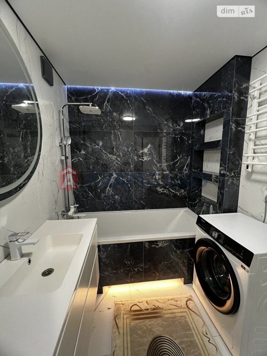 2 ��. ��������, 66/36/14 ��. �., 10/10 ������ ���� 1