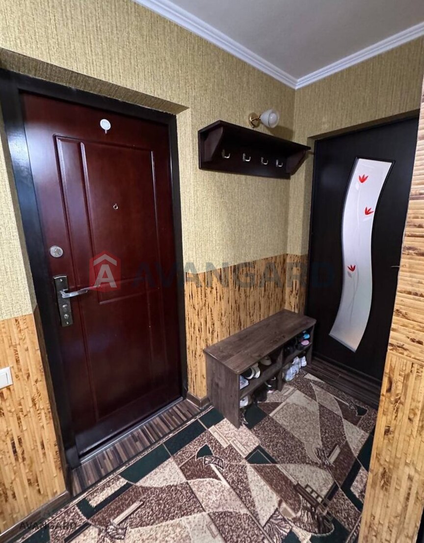 1 ����. ��������, 28/19/8 ��. �., 2/5 ���� ���� 4