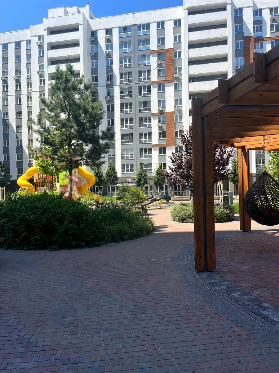 1 ��. ��������, 38.9 / 15.1 / 13.6 ��. �., 3/10 ������ ���� 19