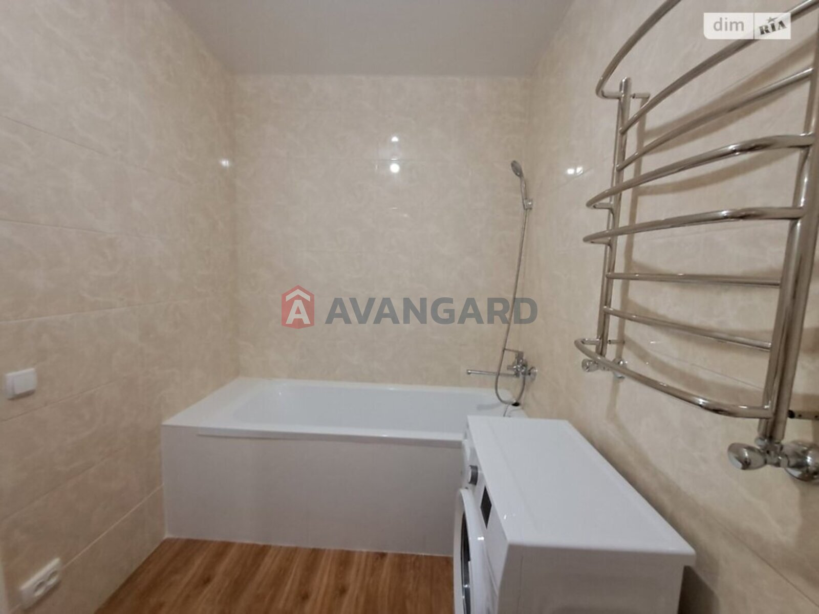 2 ��. ��������, 70/30/18 ��. �., 6/10 ������ ���� 8