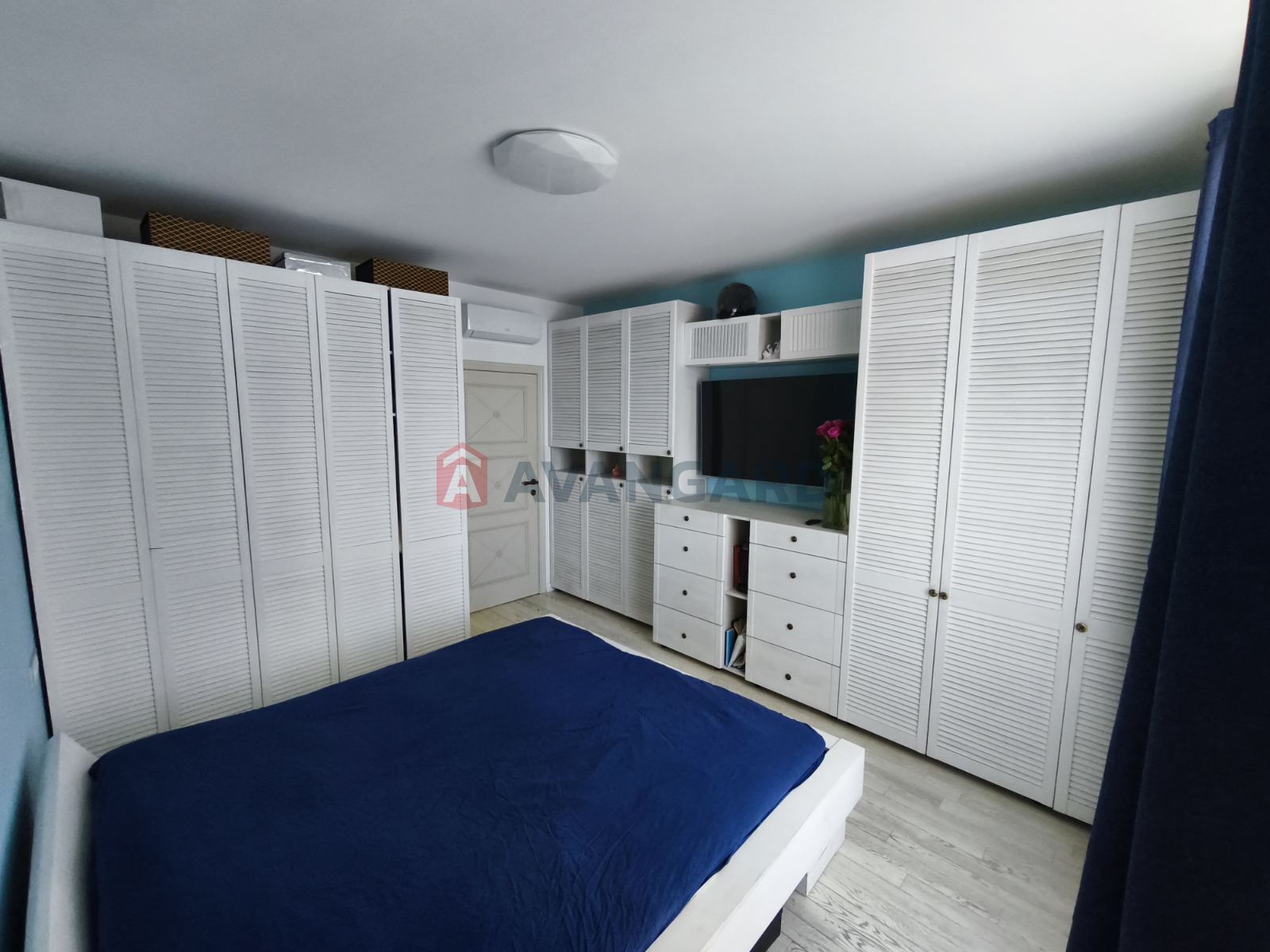 3 ��. ��������, 100/-/12 ��. �., 13/16 ������ ���� 9