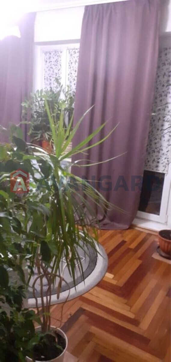 1 ��. ��������, 40/-/8 ��. �., 8/9 ������ ���� 2