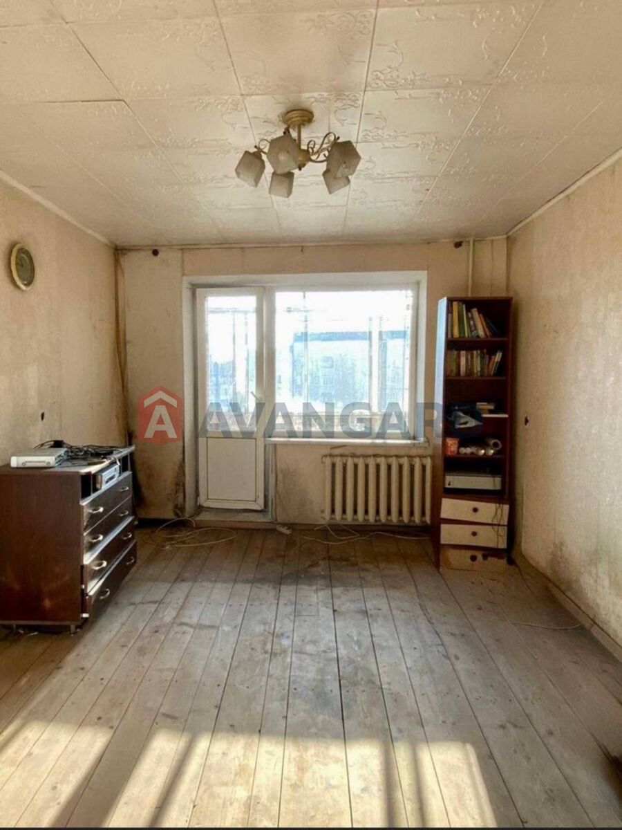 1 . , 41/-/9 . ., 7/9   4